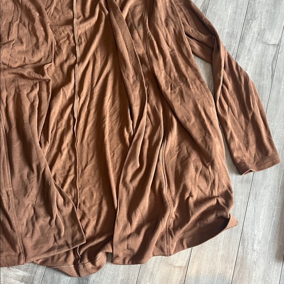 Kit and Ace Cardigan - Picture 3 of 7